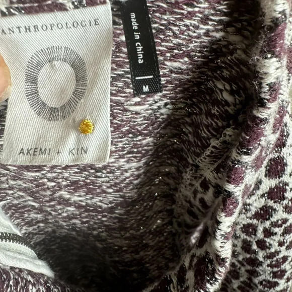 Anthropologie Akemi + Kin Sleeveless Textured Leopard Blouse Mock Neck Size Med - Picture 8 of 11